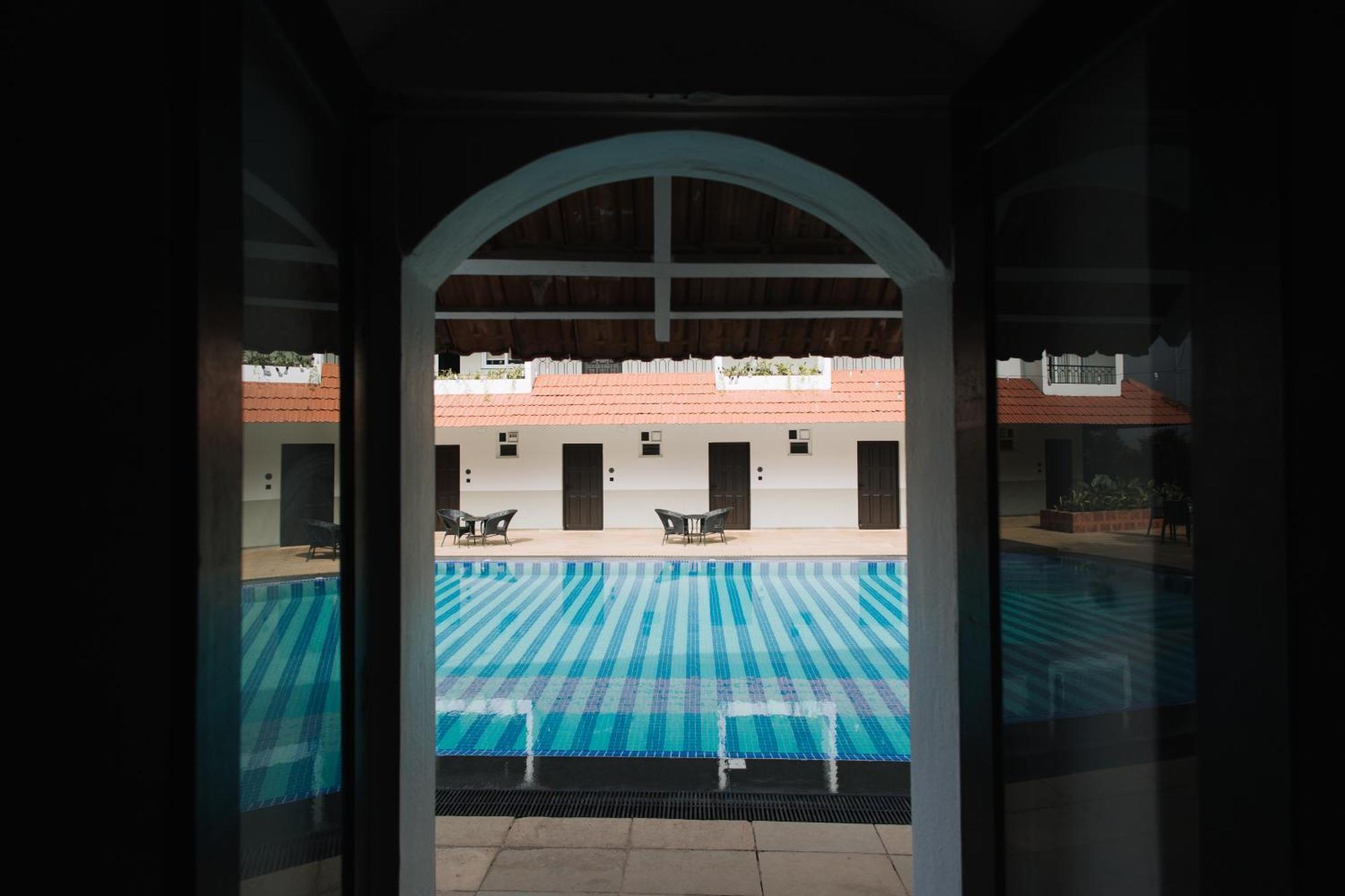 Anjuna Blue Resort エクステリア 写真